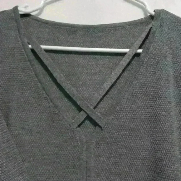 un branded pullover sweater open front criss cross design Normcore Lagenlook - Picture 4 of 6